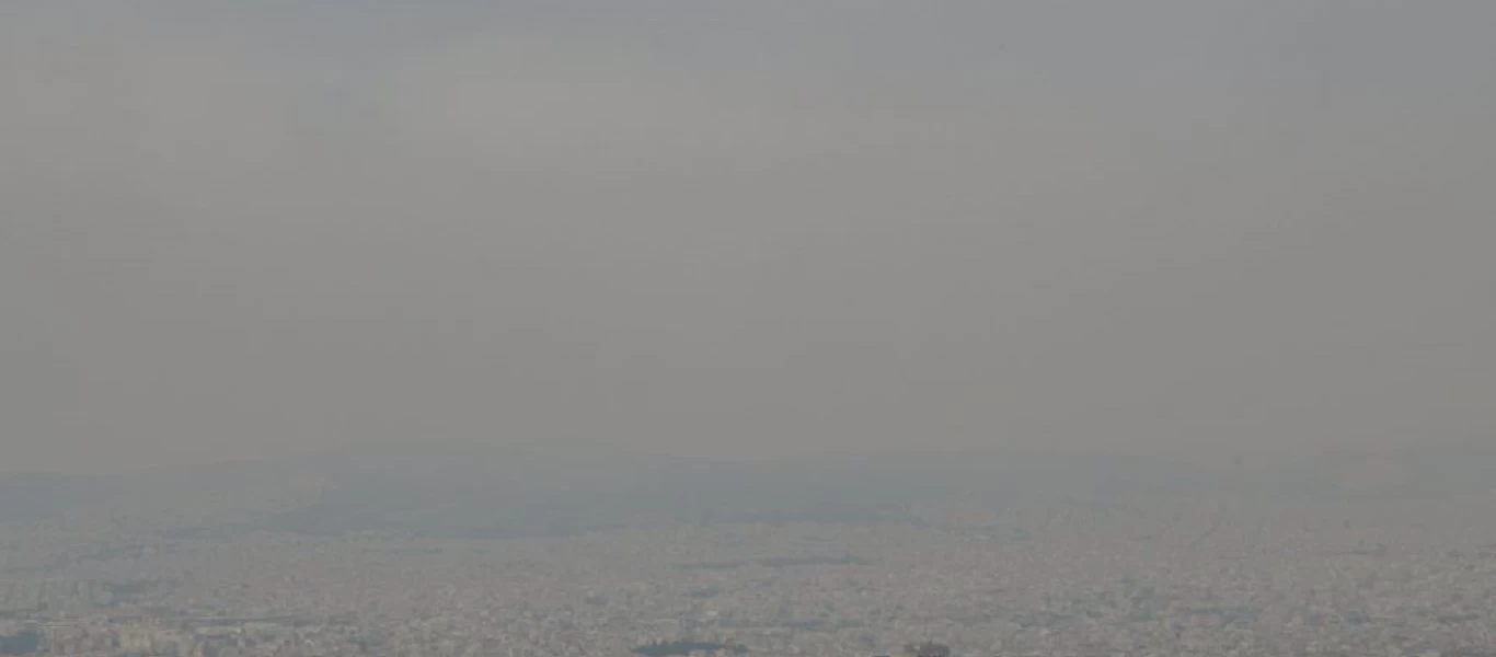 Βίντεο από drone δείχνει την αποπνικτική κατάσταση στην Αττική από την φωτιά στο Σχίνο